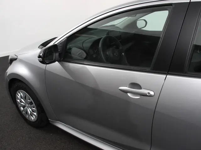 Mazda 2 Hybrid