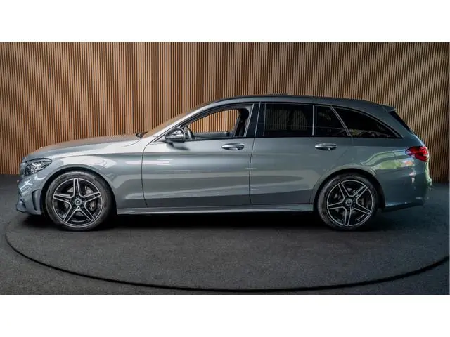 Mercedes-Benz C-klasse Estate 180 AMG Pano Leer Camera Navi LED PTS Elekt. achterklep Elektr. trekha...