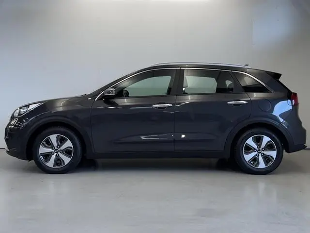 Kia Niro 1.6 GDi Hybrid First Edition | Clima | NL Auto | Trekhaak | All Seasons | Rijklaarprijs
