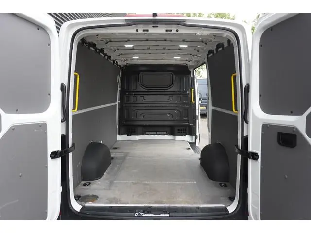Volkswagen Crafter 140pk Automaat L3H2 Navigatie LED ACC Cruise control  Standkachel Stoelverwarming...