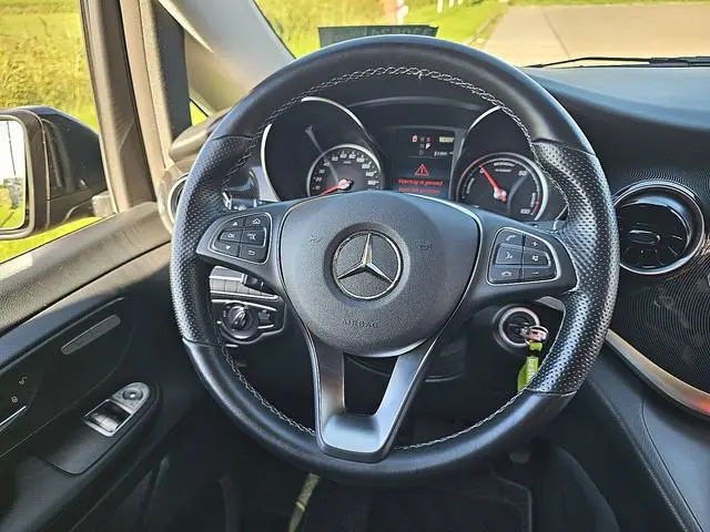 Mercedes-Benz EQV