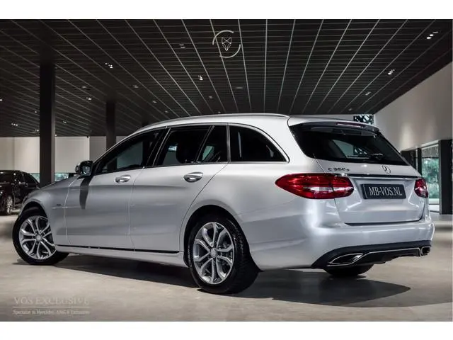 Mercedes-Benz C-klasse Estate 350 e Avantgarde Airmatic|Camera|Verw-stoelen|Sfeerverlichting|Aut-kof...