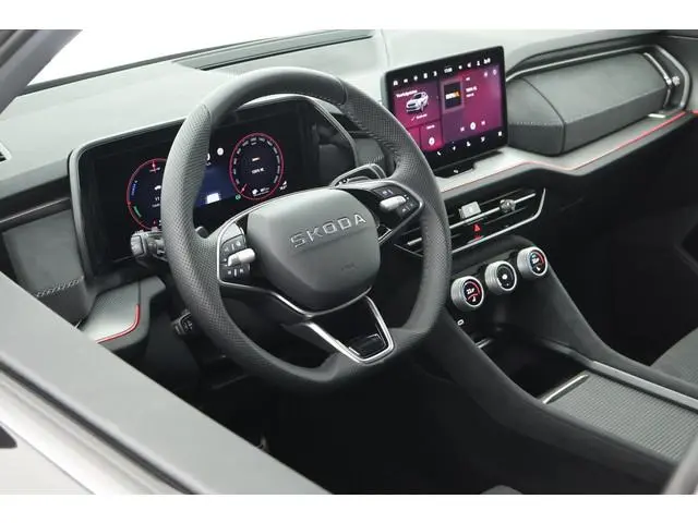 Skoda Kodiaq 1.5 TSI 204pk PHEV Sportline Business Trekhaak Camera Keyless Memory Virtual Cockpit Na...