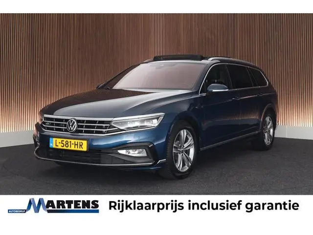 Volkswagen Passat Variant 1.5 TSI 150pk DSG R-Line Business + Keyless Panoramadak 360Camera Stoelver...