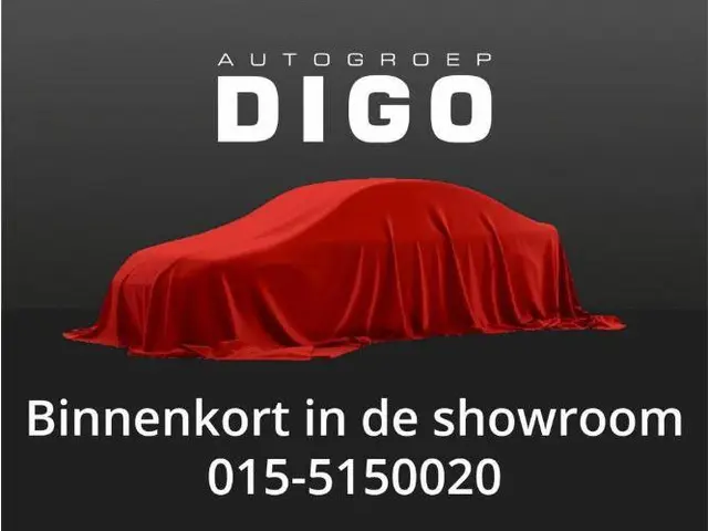 Toyota Yaris Cross 1.5 Hybrid Executive Bi-Tone | Panoramadak | Dodehoek Detectie | HUD | Navigatie