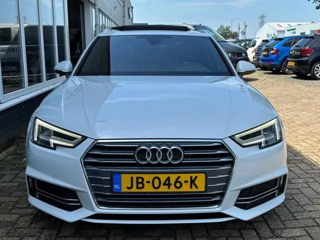 Audi A4 Avant 2.0 TFSI ultra Sport Pro Line S | Pano | Keyless | Apple Carplay | Parkeersensoren