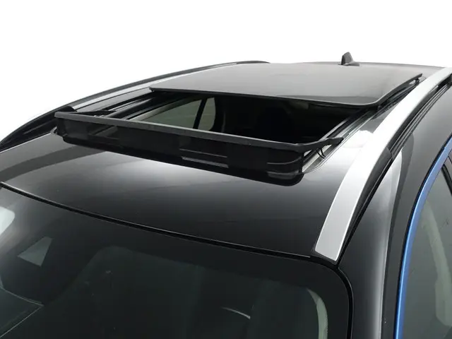 Lynk & Co 01 1.5 BTW Auto, Trekhaak, Panoramadak, 360 Camera, Infinity Audio, Memory Seats, Virtual...