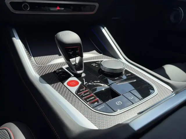 BMW XM