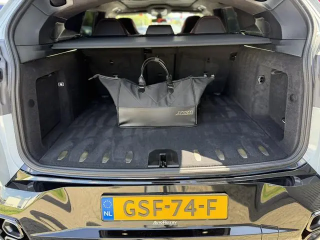 BMW XM