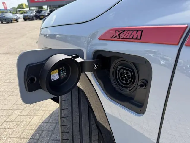 BMW XM