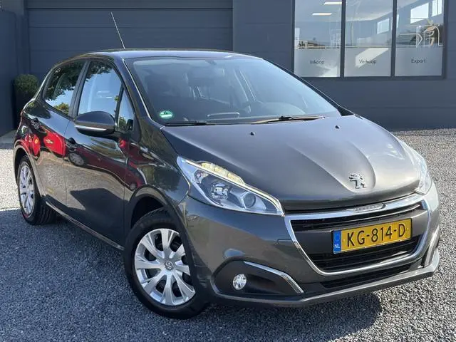 Peugeot 208 1.2 PureTech Blue Lion ✓1e Eigenaar✓Navi✓Trekhaak✓Carplay✓Airco✓Cruise✓Pdc✓5 Deurs✓N.A.P...