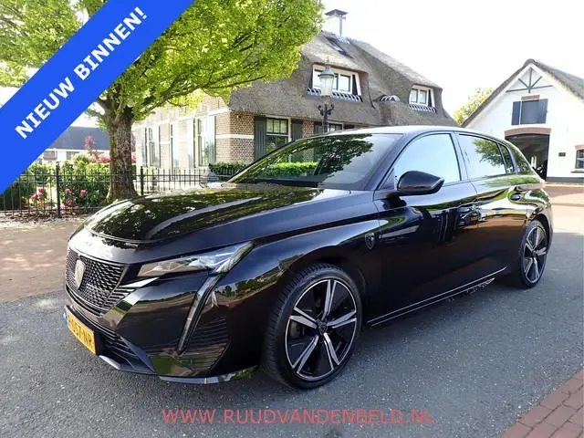 Peugeot 308 1.2 PureTech GT / CARPLAY / CAMERA / ACC / KEYLESS