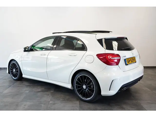 Mercedes-Benz A-klasse 180 Ambition Navi Panoramadak PDC NAP! Automaat!