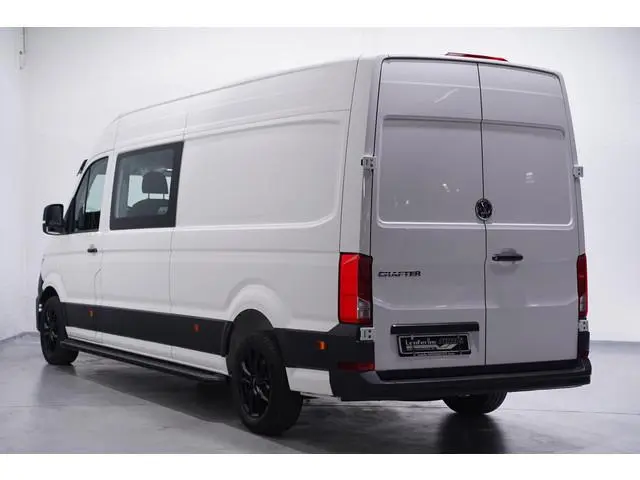 Volkswagen Crafter 2.0 TDI 140 pk L4H3 Dubbel Cabine 6p Airco, Cruise control, 17" LMV, Treeplanken,...