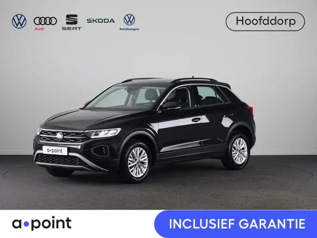 Volkswagen T-Roc 1.5 TSI Life 150 pk Automaat (DSG) | Navigatie via App | Parkeersensoren (Park assi...