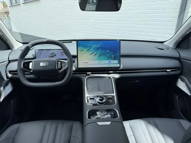 Geely Starray EM-i