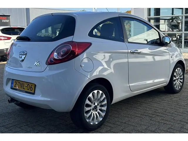 Ford Ka 1.2 Titanium X | UNIEK! | LUXE | Lage KM Stand | 2e Eigenaar | NL AUTO | NAP | Airco | Elekt...