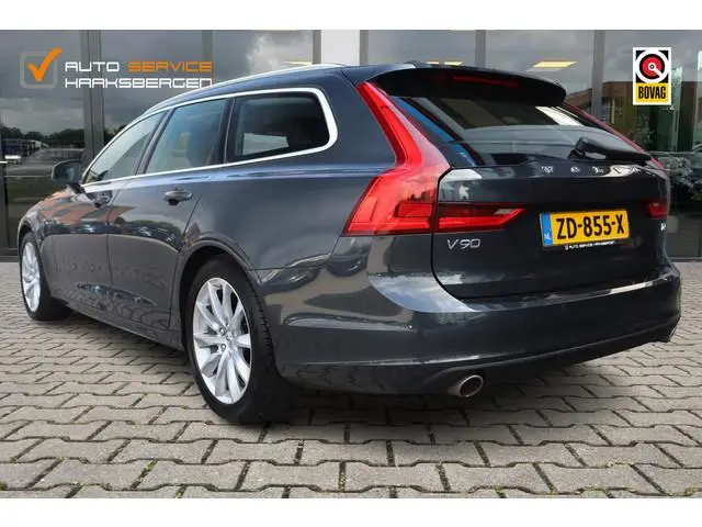 Volvo V90 2.0 T4 Momentum | Trekhaak | Camera | Leder |