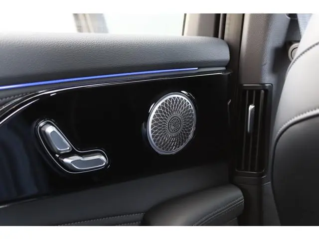 Omoda 9 SHS