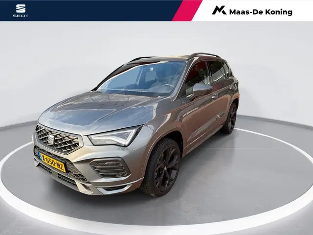 SEAT Ateca 1.5 TSI 150pk DSG FR Business Intense · Panoramadak · Camera · Apple/Android Car Play · P-Sensoren · Keyless · 19'' Inch · Garantie t/m 16-01-2028 of 100.000km