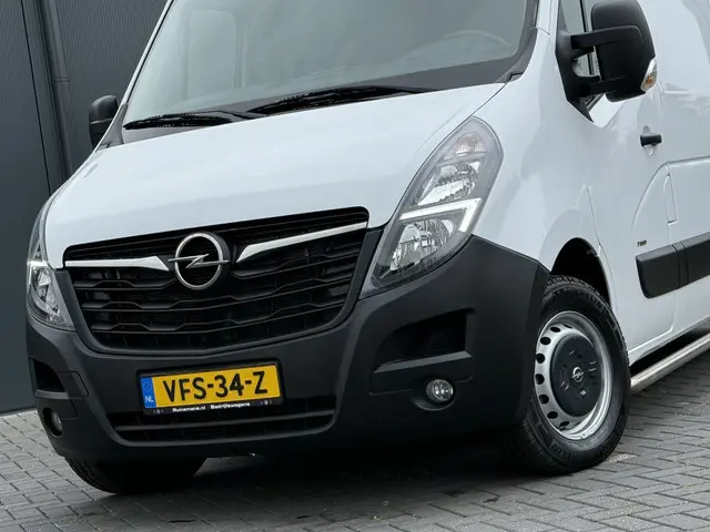 Opel Movano