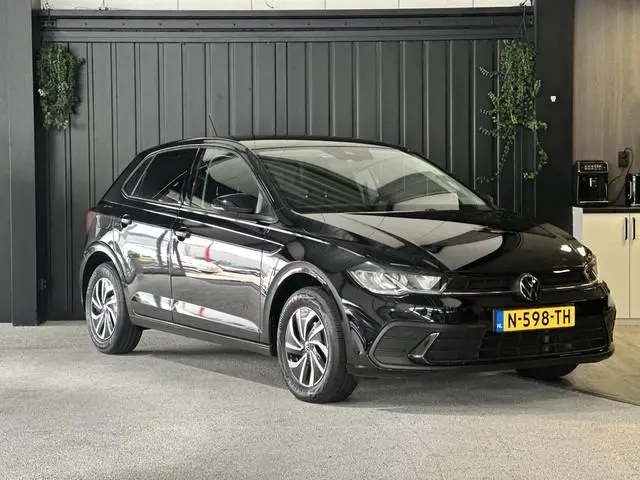 Volkswagen Polo 1.0 TSI Life | Carplay | Cruise Control Adaptief | LED Koplampen | Parkeersensor Voo...
