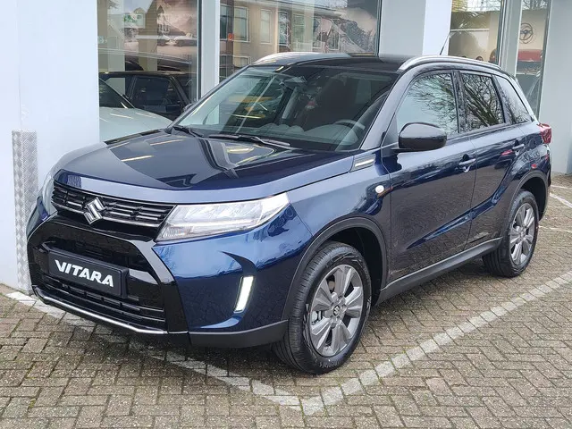 Suzuki Vitara 1.4 BOOSTERJET SELECT SMART HYBRID Ook Solar Yellow beschikbaar! | Tot 10 JAAR GARANTI...