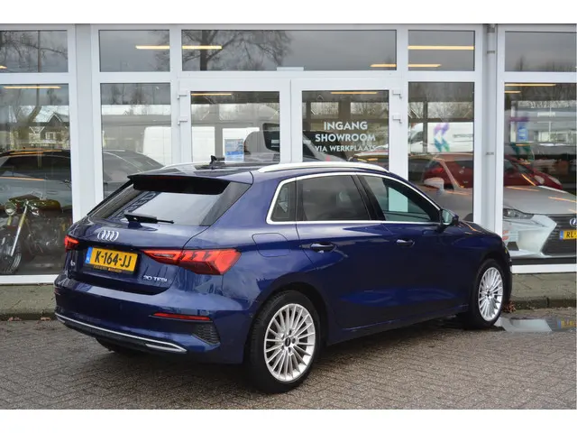 Audi A3 Sportback 30 TFSI Business Edition ✅ 2X LED ✅ PDC V+A ✅ Orig. NL ✅ NAP ✅