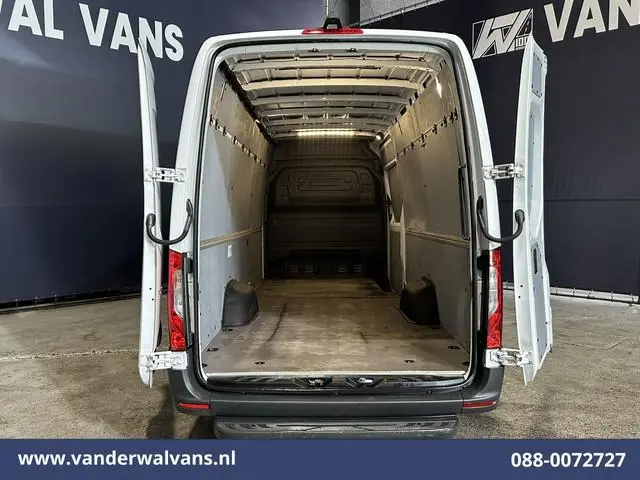 Mercedes-Benz Sprinter 317 CDI 170pk L4H2 Supermaxi Euro6 Airco | Camera | Apple Carplay | Android A...