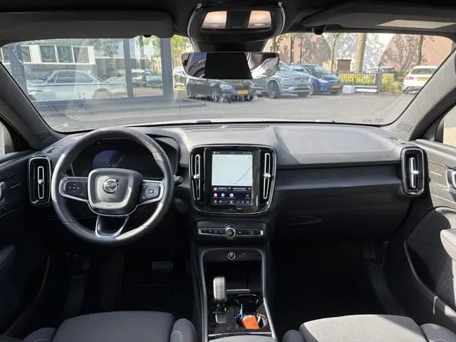 Volvo C40