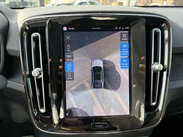 Volvo C40