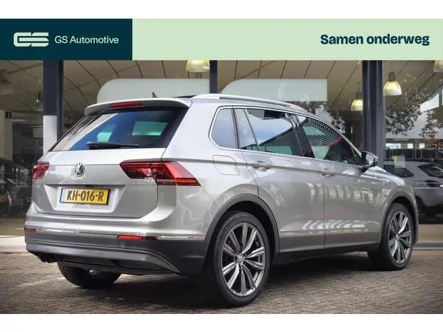 Volkswagen Tiguan 2.0 TSI 4Motion Highline |TREKHAAK|PANO|CARPLAY|