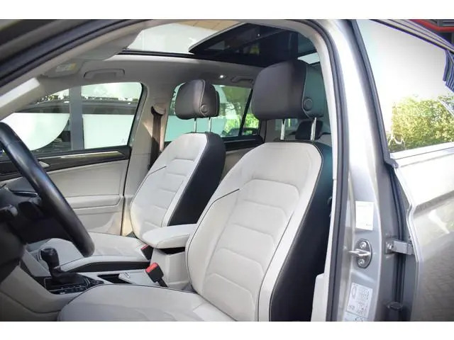 Volkswagen Tiguan 2.0 TSI 4Motion Highline |TREKHAAK|PANO|CARPLAY|