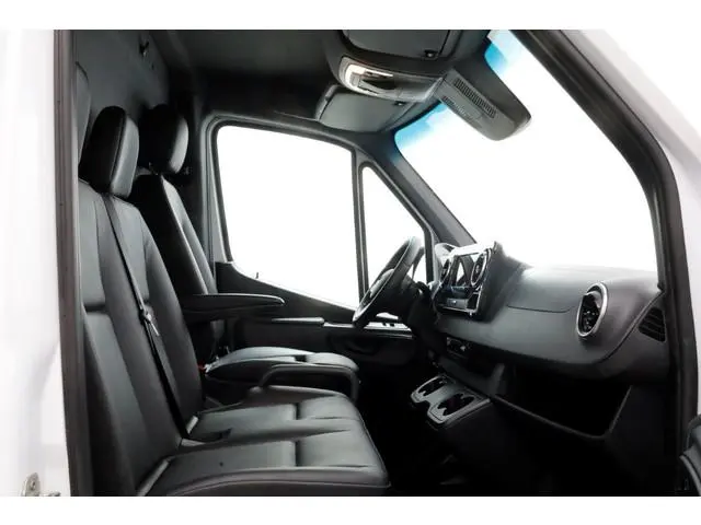 Mercedes-Benz Sprinter 317 CDI 170pk RWD 9G Automaat L3H2 Maxi LED/Navi/360° Camera 09-2022