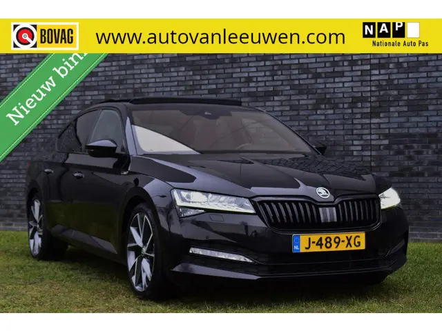 Skoda Superb 1.5 TSI ACT Sportline Business PANORAMADAK/STOELMEMORY/CANTON/DODE HOEK DET./ETC.!