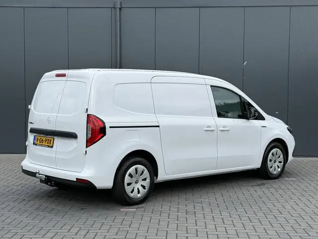 Mercedes-Benz eCitan 112 Pro L2H1 / 51 kWh / RIJKLAAR !! / 3.369 KM / High Performance LED-koplampen...