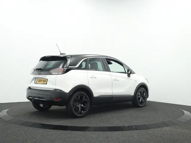 Opel Crossland 1.2 Turbo GS Line | Trekhaak | All season | Camera | Carplay nav