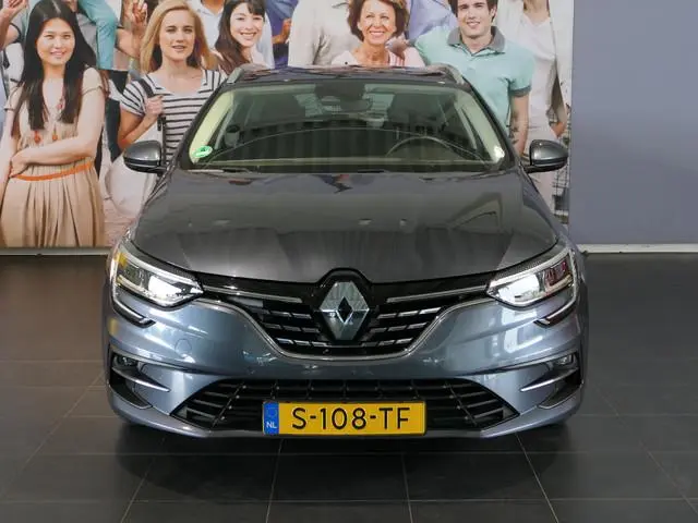 Renault Mégane Estate 1.3 TCe 140 Techno *Vraag naar beschikbaarheid!* - Allseasons - Trekhaak - Cam...