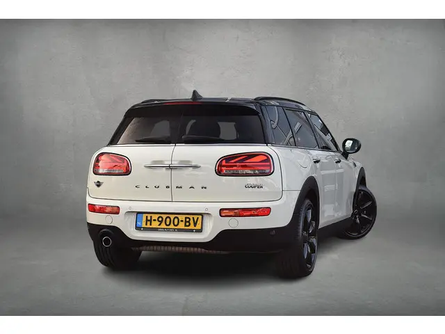 Mini Mini Clubman 1.5 Cooper Chili | Apple CarPlay | Half Leer | Stoelverw. | LED