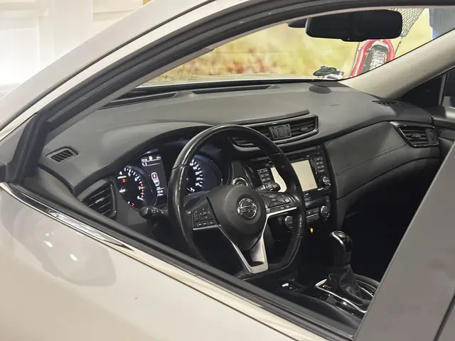 Nissan X-Trail 1.3 DIG-T Tekna 7p. | Leder | Panorama dak | 7 stoelen |