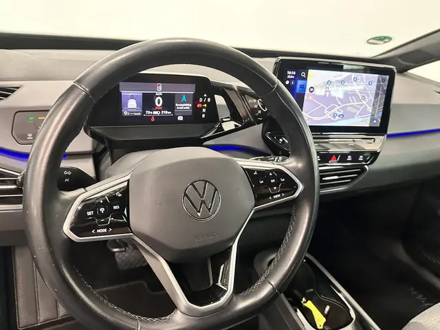 Volkswagen ID.3 Pro 58 kWh SOH 91% Airco ECC Navi Carplay Adaptive Cruise Control 18" LM Velgen East...