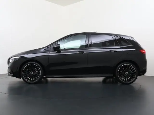 Mercedes-Benz B-Klasse 250 e Business Solution AMG | Trekhaak Wegklapbaar | Multibeam Led | Panorama...