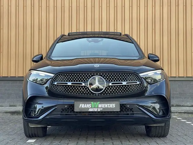 Mercedes-Benz GLC-klasse 220d 4MATIC AMG Line | 360 Camera | Panoramadak | Sfeerverlichting | Digita...