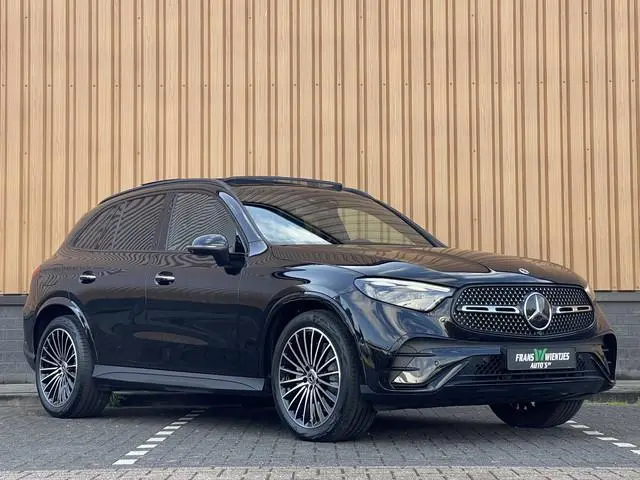 Mercedes-Benz GLC-klasse 220d 4MATIC AMG Line | 360 Camera | Panoramadak | Sfeerverlichting | Digita...