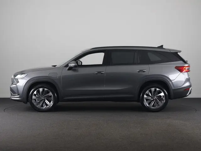 Skoda Kodiaq Business Edition Plus PHEV 1.5 TSI 204 pk 6 versn. DSG | Light & view | Getint glas | T...