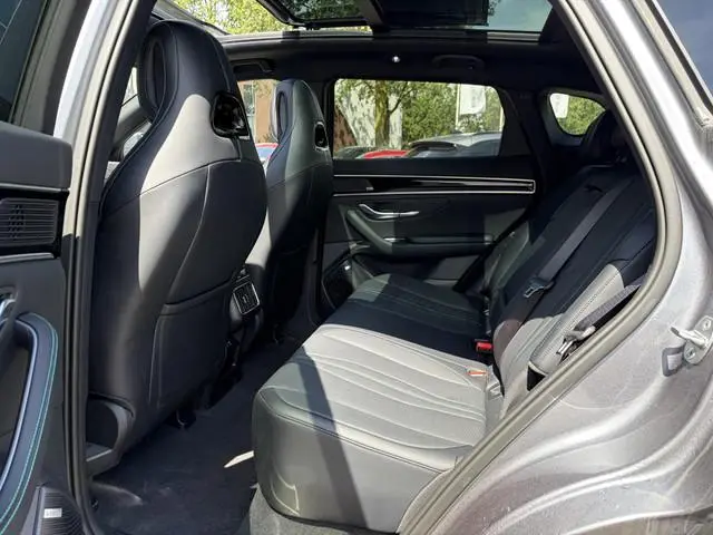 BYD SEAL U
