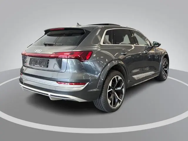 Audi e-tron S 503pk Quattro 95 kWh · SOH 95,3% · Panoramadak · Stoelventilatie · Luchtvering · 360gr...