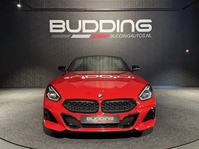 BMW Z4 Roadster M40i High Exe | M-sport | San-Fransico Rot | Head-up