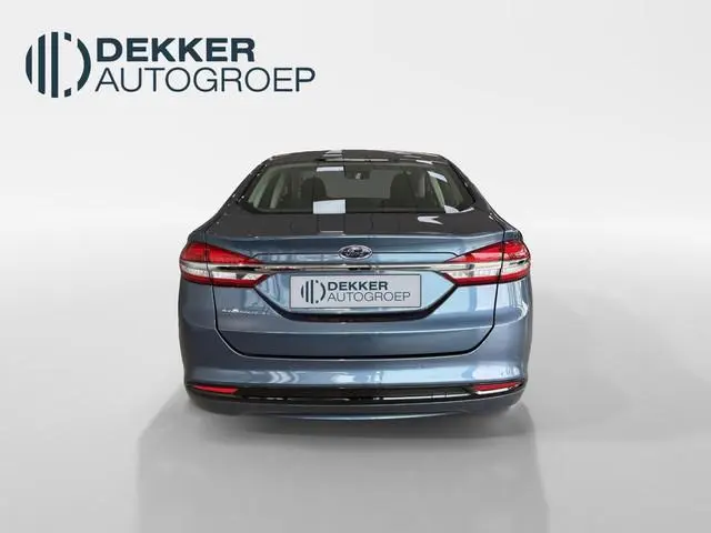 Ford Mondeo 2.0 IVCT HEV Titanium