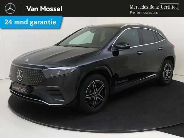Mercedes-Benz EQA 250+ AMG Line 71 kWh / Panoramadak